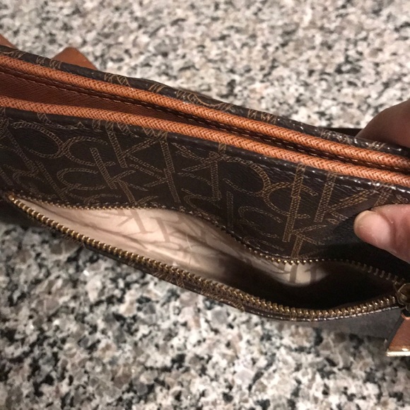 Purse - Picture 3 of 6